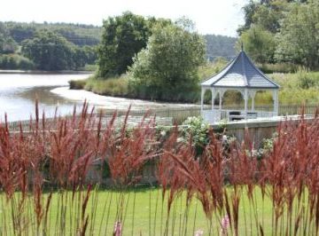 Lakeside Park Hotel
